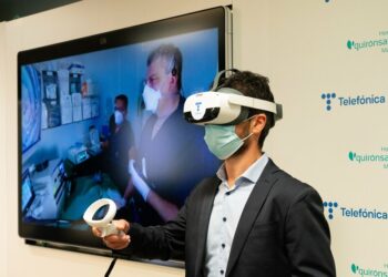 Primeras operaciones asistidas en España con 5G y realidad virtual