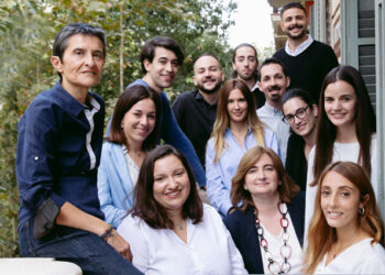 Así ha cambiado el sector de la comunicación y las relaciones públicas en España en los últimos 25 años