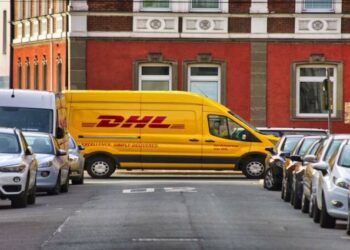 DHL Express expande sus tiendas físicas y apuesta por la logística verde