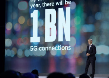 Lanzamientos innovadores, oradores inspiradores, interpretación del lenguaje de señas… Así es el primer día del MWC22 Barcelona