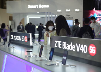 ZTE presenta su nueva familia Blade V40 en el MWC22 de Barcelona