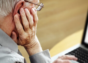 El Defensor del Pueblo reclama a las administraciones que faciliten la comprensión en el proceso de digitalización