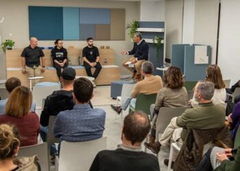 Actiu: “En el metaverso confluyen la realidad aumentada y virtual, el Blockchain, el 5G y la Inteligencia Artificial”