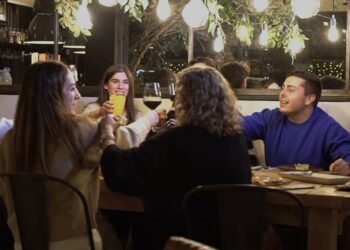 ‘No te quedes sin las ganas’, esta es la campaña de EL KIOSKO para recuperar en marzo las cenas de Navidad suspendidas por ómicron