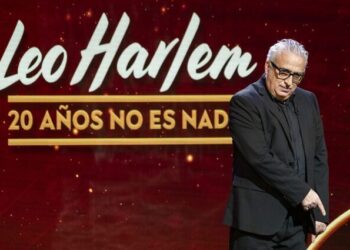 Movistar Plus+ emite un especial por los 20 años de Leo Harlem sobre los escenarios