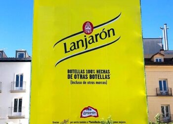 La campaña #Botellaxbotella, de Lanjarón, gana el premio ‘Best Gráfica’