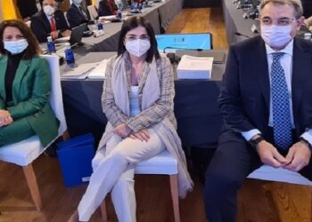 Carolina Darias defiende la retirada de las mascarillas en interiores