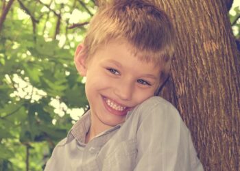 Autismo España denuncia la falta de reconocimiento y la desigualdad en la etapa infantil