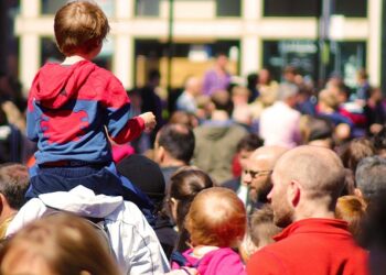 Sanidad notifica un aumento de los casos de Covid-19 tras una semana sin mascarilla