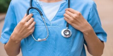 Juan Abarca sobre el sistema sanitario español: “El déficit de médicos es uno de los grandes retos a los que nos enfrentamos”