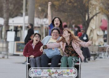 Movistar Plus+ anuncia ‘Fácil’, su nueva serie con Natalia de Molina y Anna Castillo