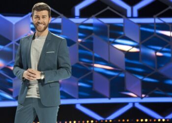 TVE renueva ‘La noche de los cazadores’, con Rodrigo Vázquez al frente