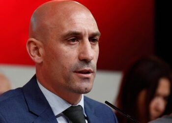 ‘El Mundo’ emprenderá acciones legales contra Luis Rubiales por espiar a uno de sus subdirectores