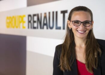 Renault presenta a su nueva gerente de comunicaciones