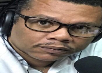 Periodista haitiano del diario Le Nouvelliste se salva milagrosamente de intento de asesinato