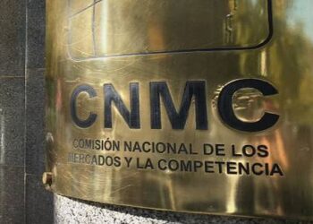 La CNMC multa a Leadiant con 10,25 millones por vender a precio abusivo uno de sus fármacos