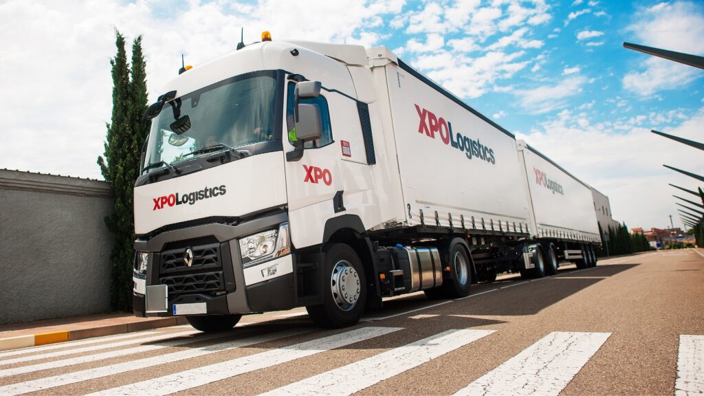 XPO anuncia cuatro nuevas rutas de megacamión en su red de paletería en España para dar servicio al sector retail