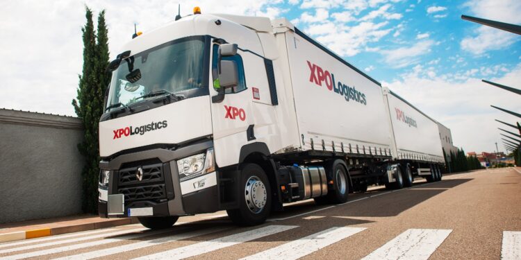 XPO anuncia cuatro nuevas rutas de megacamión en su red de paletería en España para dar servicio al sector retail