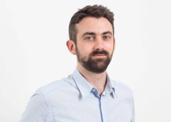 Laurent Buron (Esendex): “Hemos observado más campañas de WhatsApp, pero el volumen todavía no alcanza el SMS”