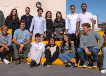 TEAM LEWIS llevará las Relaciones Públicas en España de la fintech Payhawk