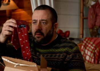 Darwin & Verne firma la campaña #REBOXING para Ecoembes, centrada en ‘esos regalos desafortunados’