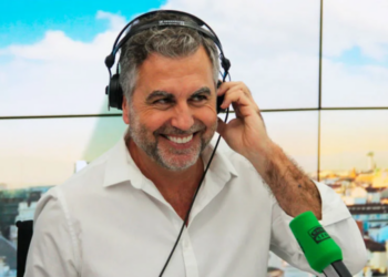 Rafa Latorre (‘La Brújula’): “Pedro Sánchez se ha divorciado de la opinión pública”