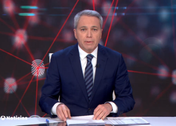 Los informativos de Antena 3 mantienen la brecha con los de Telecinco