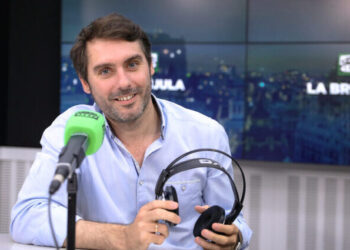 Rafa Latorre supera a Juan Ramón Lucas al frente de ‘La Brújula’