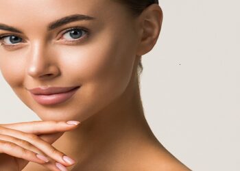 Prepárate para el verano y luce una piel hidratada, tersa y luminosa