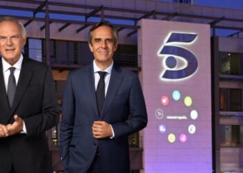 Mediaset juega al despiste con sus responsables de Informativos
