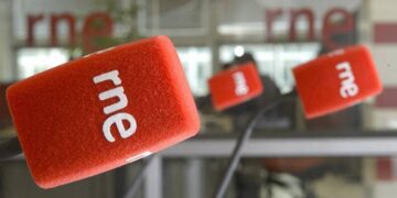 RNE, tocada y hundida tras cerrar la peor temporada de su historia