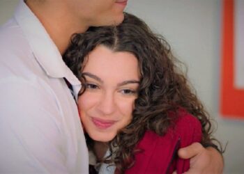 ‘Hermanos’ (14,1%) se impone a ‘Ice Road’ (11,4%), el cine de Telecinco