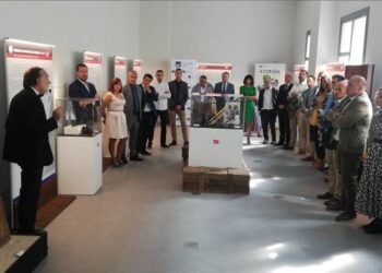 Fraternidad-Muprespa inaugura en A Coruña la exposición “¿Pudo evitarse la tragedia del Titanic?”