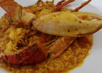 ARROZ CON BOGAVANTE