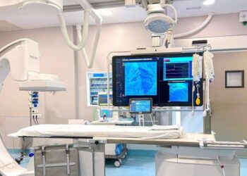 El Hospital Universitario La Luz renueva su sala de hemodinámica