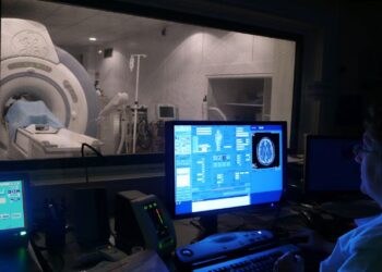 Resonancia magnética de alto campo, el futuro del diagnóstico precoz del Parkinson