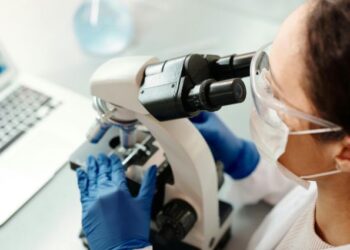 Se consigue reducir en un 90% los tumores de vejiga utilizando nanorrobots