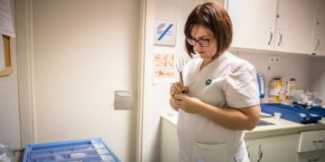 Las profesiones más demandadas en 2024 en el sector sanitario