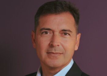 Carlos Navarro, nuevo director del Área de Vacunas e Inmunoterapia de AstraZeneca España