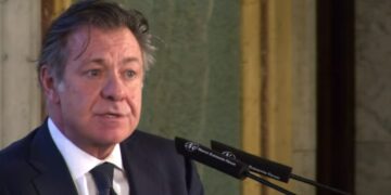 Alessandro Salem pone el foco en Carlos Franganillo, la gran apuesta de la nueva Mediaset