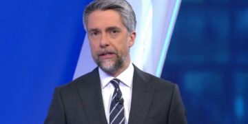 Informativos Telecinco no saca partido a Carlos Franganillo y sigue a la caza del Telediario