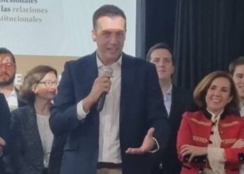 Profesionales del lobby se pronuncian: “Urge regular el lobby en España”