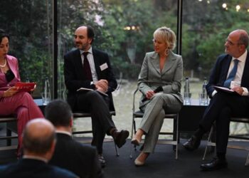 ¿De qué hablan los europeos? LLYC abre nueva oficina en Bruselas