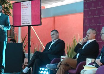 Xurxo Torres presenta en México la segunda edición del libro “Un Mundo de mentira”  