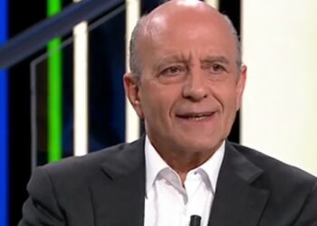 LA CRUZ DE ZARZALEJOS