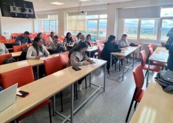 La Fundación Jiménez Díaz y Cáritas inician la formación a cuidadores de personas mayores dependientes