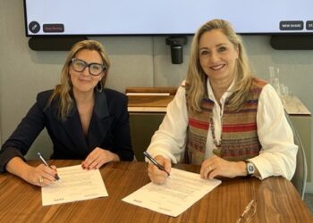 EJE&CON y LLYC se alian para promocionar el papel de las mujeres en la alta dirección