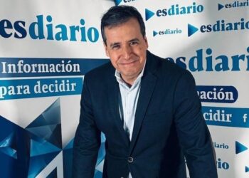 Benjamín López sustituye a Antonio Martín Beaumont al frente de ‘ESdiario’