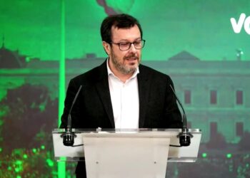 ‘ABC’ provoca una crisis en la cúpula interna de Vox