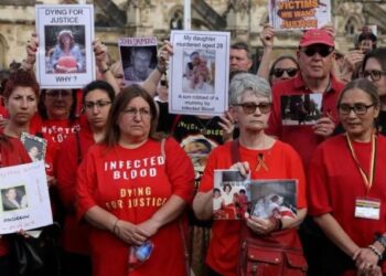 Uso de sangre contaminada en Reino Unido: el Gobierno encubrió la verdad